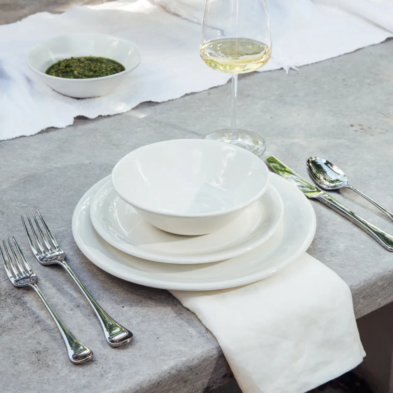 tabletop set white lifestyle