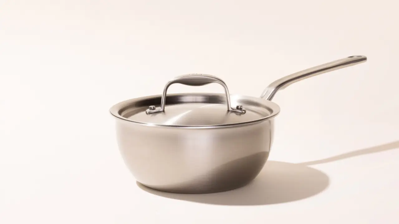 stainless sauciere 2qt 16x9