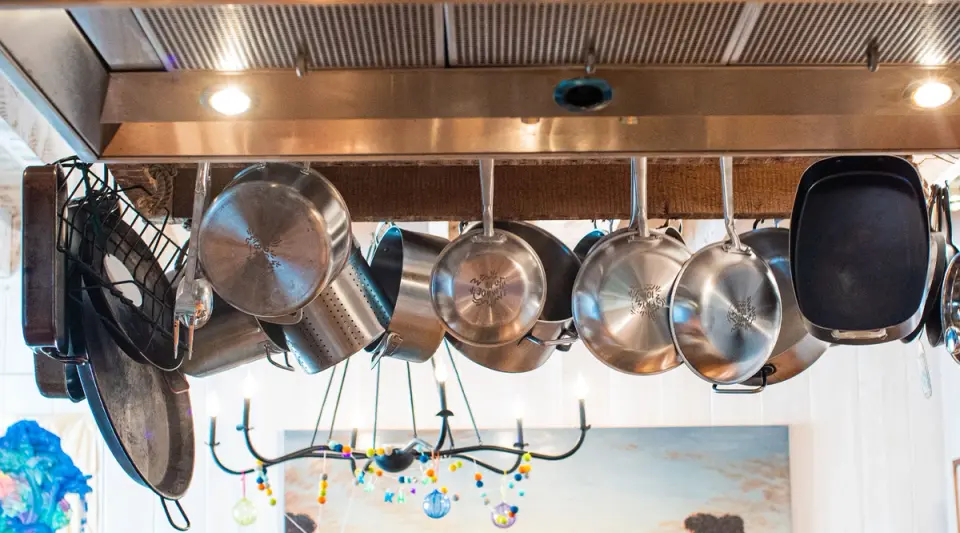 hanging made in cookware