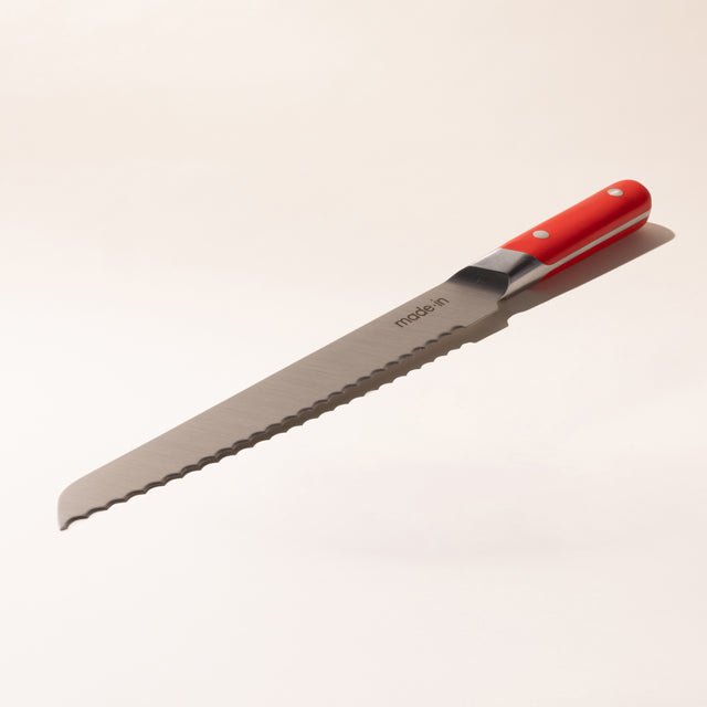 bread knife red